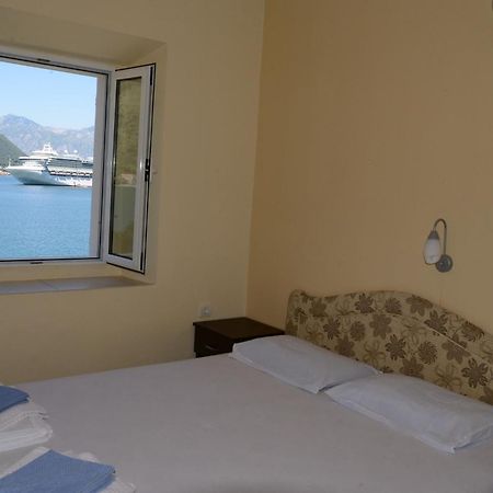 Apartments Ivanovic Kotor Buitenkant foto