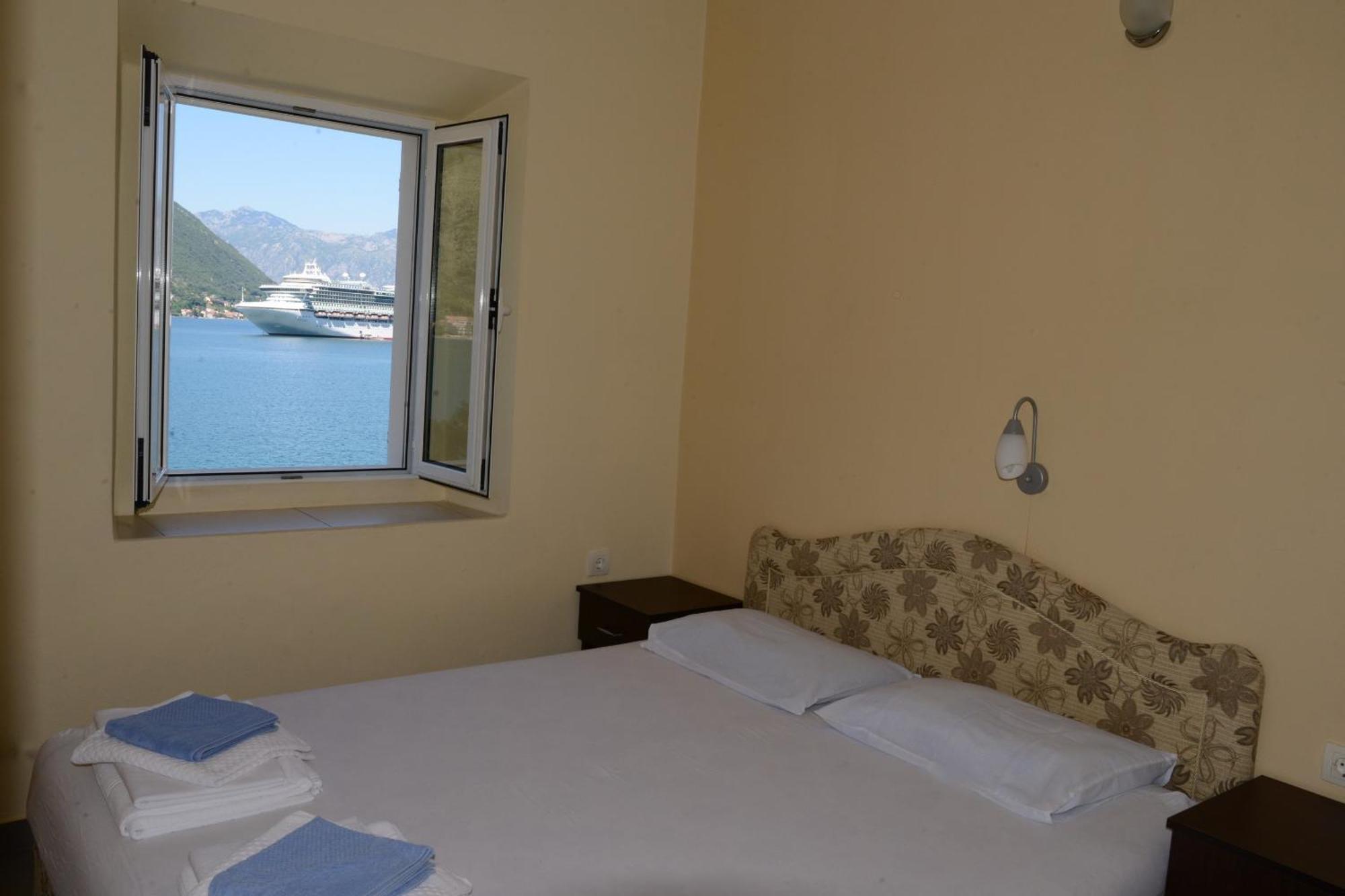 Apartments Ivanovic Kotor Buitenkant foto